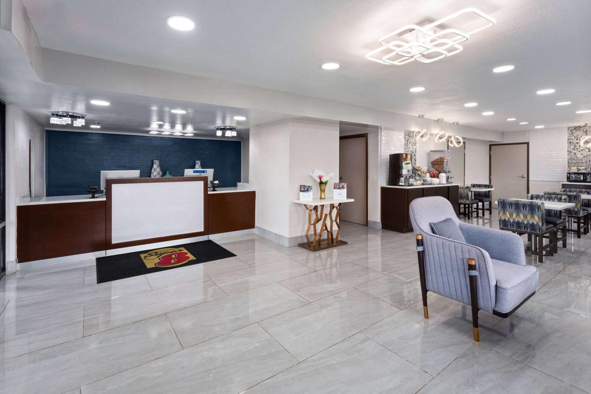 Super 8 By Wyndham Prattville Montgomery Экстерьер фото