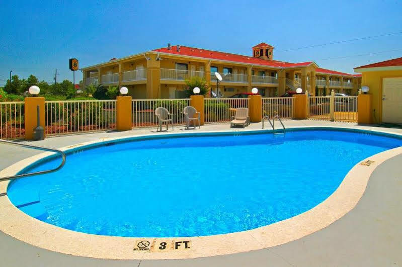 Super 8 By Wyndham Prattville Montgomery Экстерьер фото